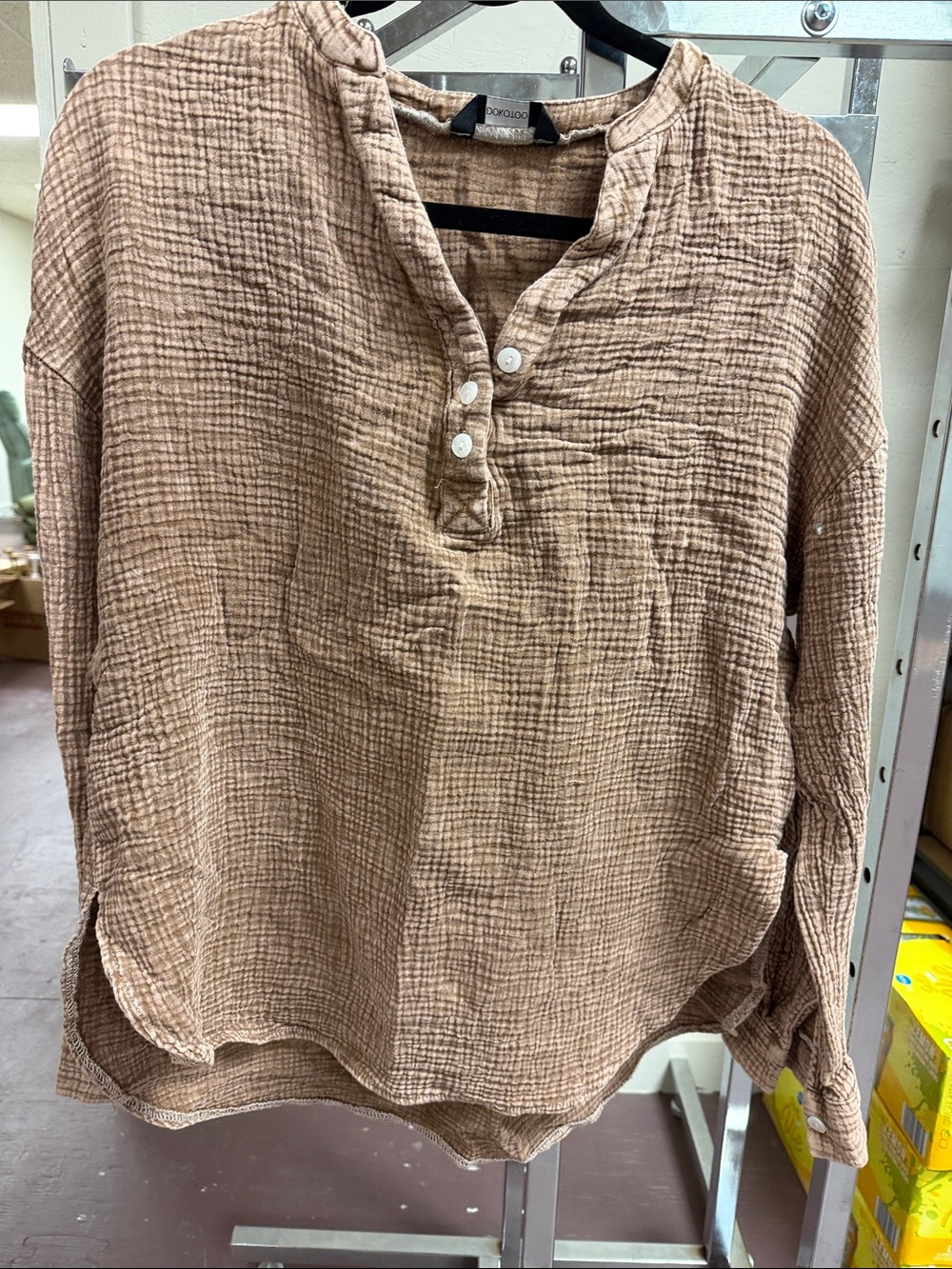 Men's Textured Long-Sleeve Button Henley Shirt in Brown